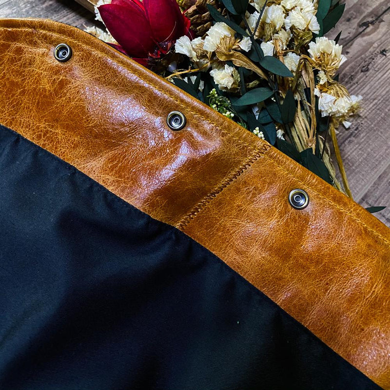 Men¡¯s Navajo Totem Tobacco Waxed Cowhide Vest